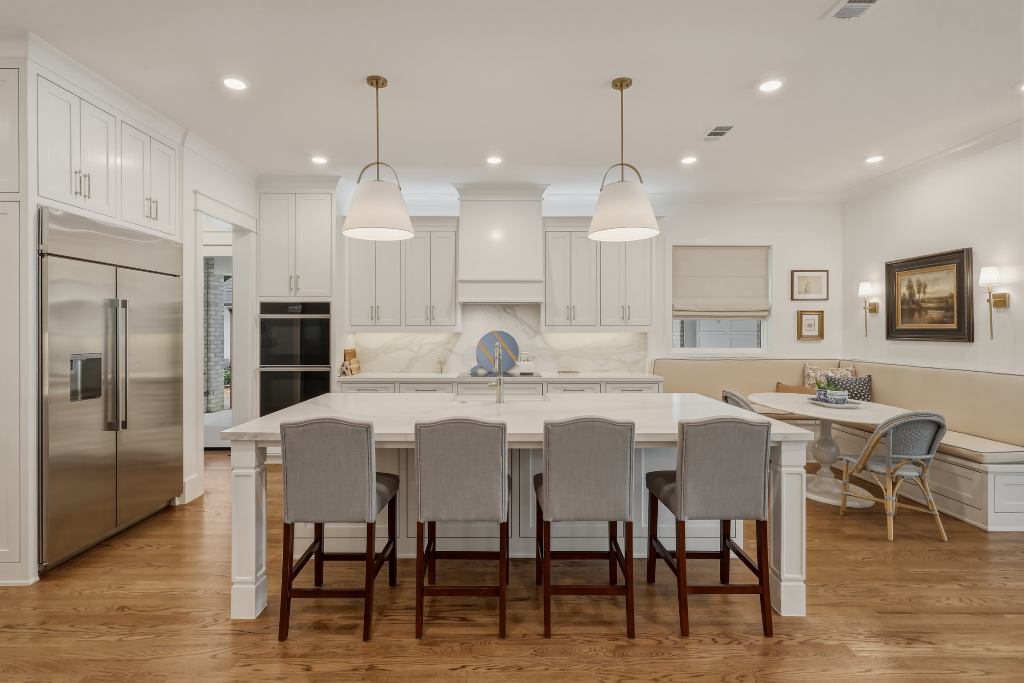Kitchen with island
