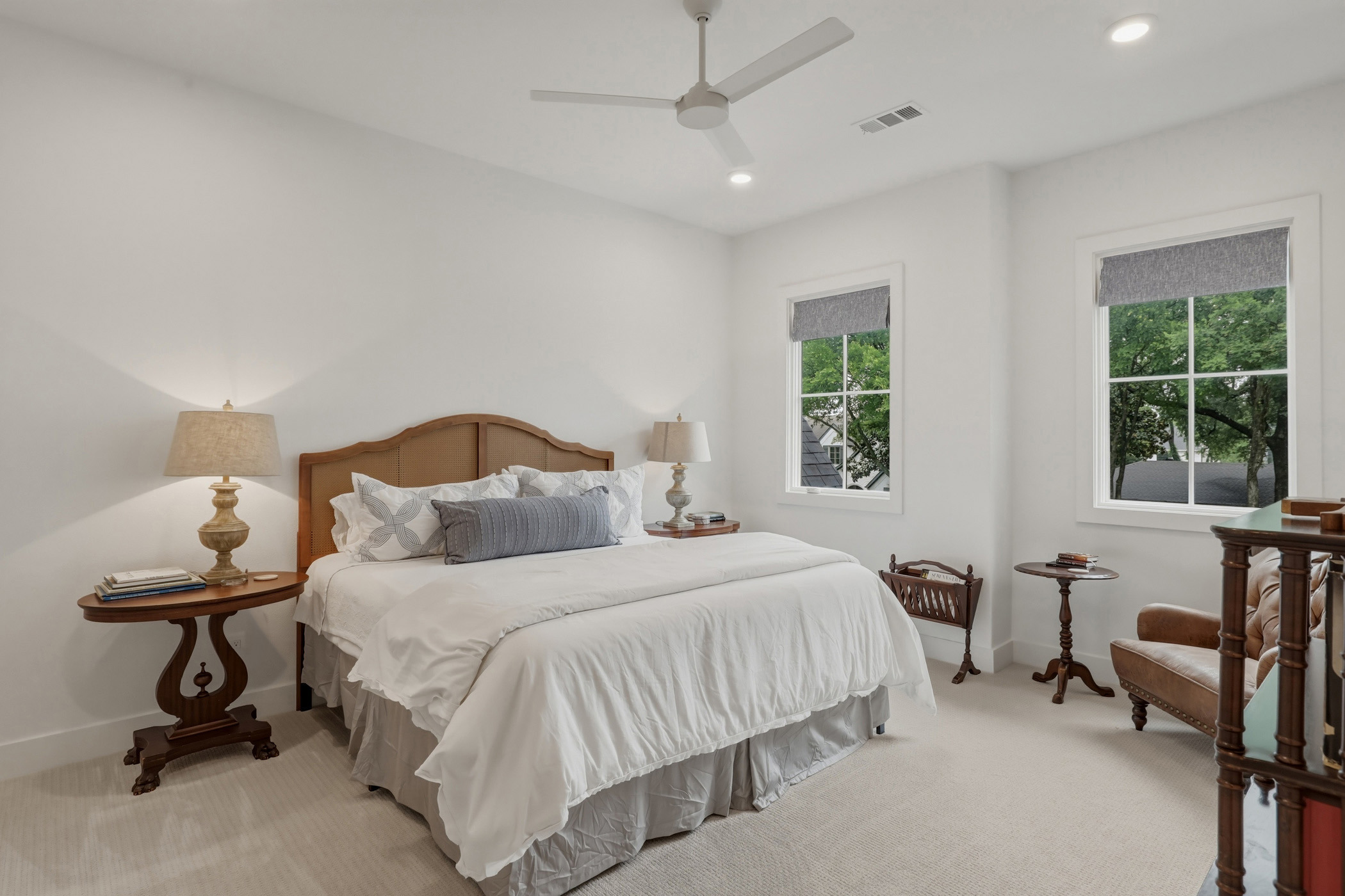 Secondary bedroom